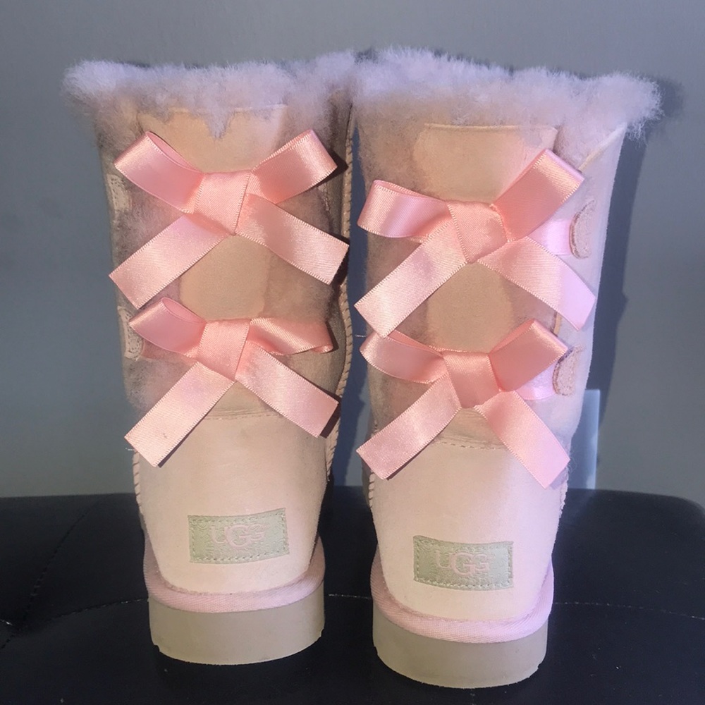 Pink bow ugg boots